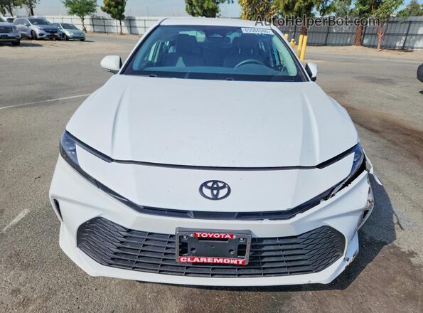 4T1DAACKXSU564795 2025 TOYOTA CAMRY White Front view