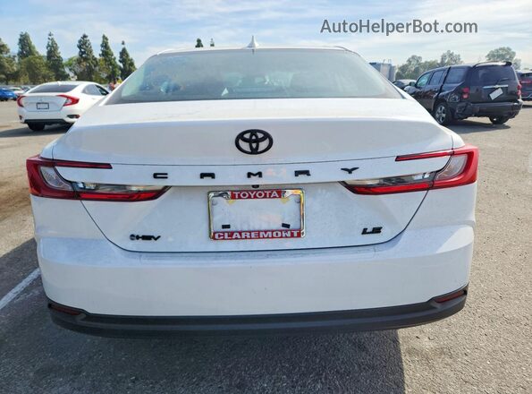 4T1DAACKXSU564795 2025 TOYOTA CAMRY White Rear view