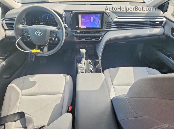 4T1DAACKXSU564795 2025 TOYOTA CAMRY White Dashboard view