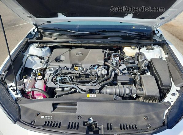 4T1DAACKXSU564795 2025 TOYOTA CAMRY White Rear interior view