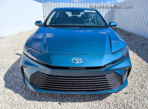 4T1DAACKXSU573755 2025 TOYOTA CAMRY Синий Вид спереди