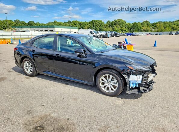 4T1DAACKXTU266040 2026 TOYOTA CAMRY Черный Передняя правая четверть
