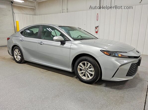 4T1DBADK0TU037099 2026 TOYOTA CAMRY Silver Առջևի աջ