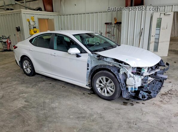 4T1DBADK3SU534629 2025 TOYOTA CAMRY White Front right