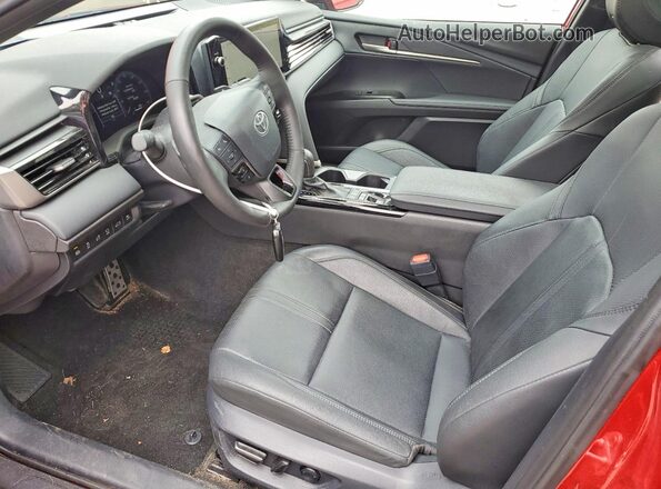 4T1DBADK6SU008494 2025 TOYOTA CAMRY Red Front interior view