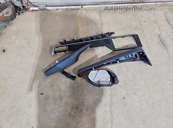 4T1DBADKXTU041693 2026 TOYOTA CAMRY Black Вид підкапотного простору