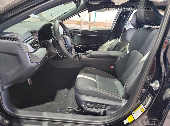 4T1DBADKXTU041693 2026 TOYOTA CAMRY Black Вид салону спереду