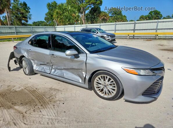 4T1F11AK4LU306057 2020 TOYOTA CAMRY Silver Առջևի աջ