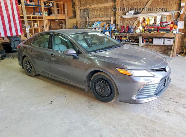 4T1F31AK1MU021053 2021 TOYOTA CAMRY Gray Przód prawy