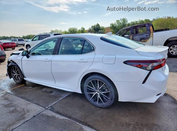4T1G11AK0MU464773 2021 TOYOTA CAMRY White Rear left