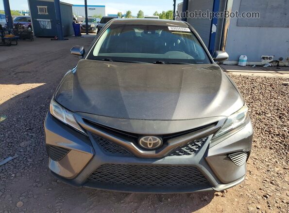 4T1G11AK6LU356558 2020 TOYOTA CAMRY Серый Вид спереди