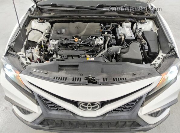 4T1G11AKXMU427293 2021 TOYOTA CAMRY Белый Вид задней части салона