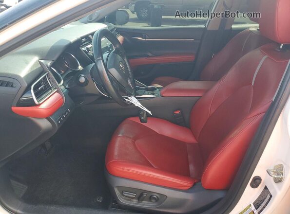 4T1K61AK0LU367180 2020 TOYOTA CAMRY White Front interior view
