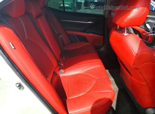 4T1K61AK0LU367180 2020 TOYOTA CAMRY White Rear seats view