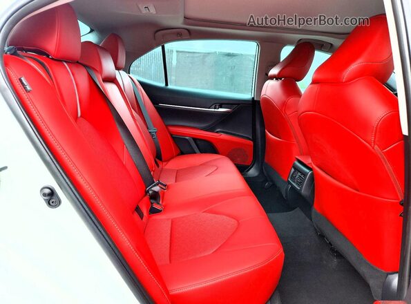 4T1K61AK3NU073601 2022 TOYOTA CAMRY White Rear seats view