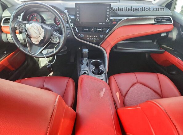 4T1K61AK3NU073601 2022 TOYOTA CAMRY White Dashboard view