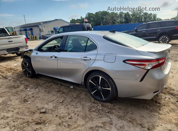 4T1K61AK4LU312702 2020 TOYOTA CAMRY Silver უკანა მარცხენა