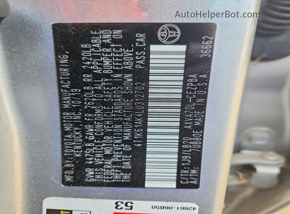 4T1K61AK4LU312702 2020 TOYOTA CAMRY Silver VIN კოდის სტიკერის ხედი