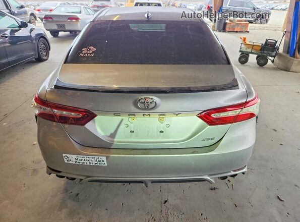 4T1K61AK4LU360314 2020 TOYOTA CAMRY Silver უკანა ხედი