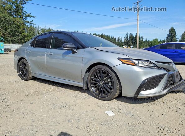 4T1K61AKXMU426897 2021 TOYOTA CAMRY Silver წინა მარჯვენა