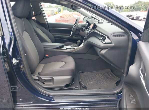 4T1R11AK4NU620162 2022 TOYOTA CAMRY Dark Blue Front interior view