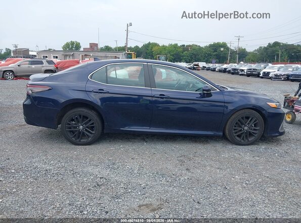4T1R11AK4NU620162 2022 TOYOTA CAMRY Dark Blue Rear interior view
