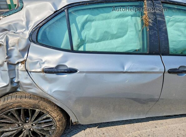 4T1T11BK4MU042843 2021 TOYOTA CAMRY Silver Вид задніх сидінь