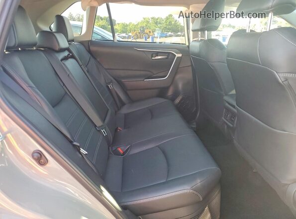 4T3B6RFV1PU133810 2023 TOYOTA RAV4 Gray Widok wnętrza z tyłu