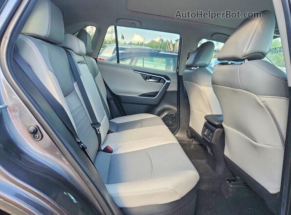 4T3D6RFV9MU050341 2021 TOYOTA RAV4 Gray Вид задньої частини салону