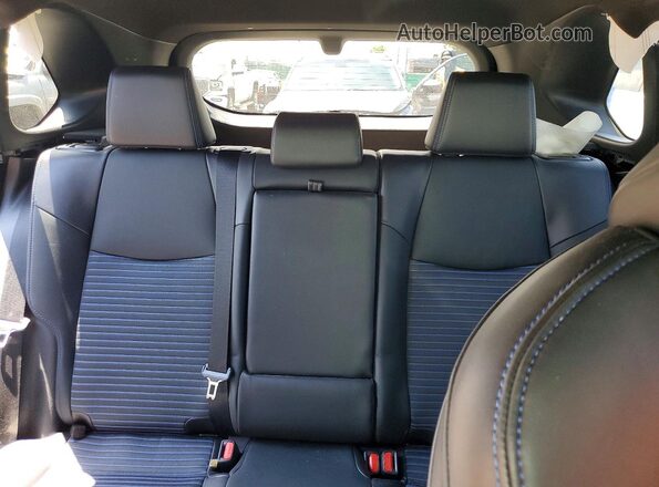 4T3E6RFV0MU029043 2021 TOYOTA RAV4 Gray Widok tylnych siedzeń