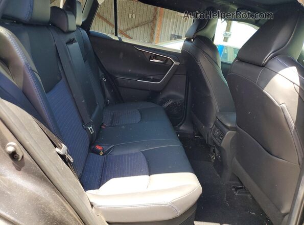 4T3E6RFV0MU029043 2021 TOYOTA RAV4 Gray Widok wnętrza z tyłu
