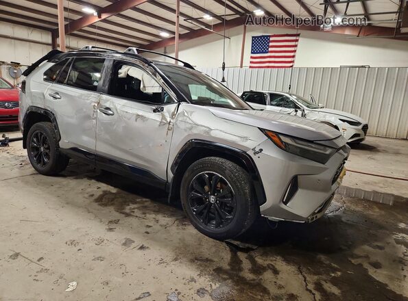 4T3E6RFV8NU094143 2022 TOYOTA RAV4 Silver Front right