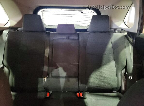 4T3LWRFV8PU097375 2023 TOYOTA RAV4 Red Widok tylnych siedzeń