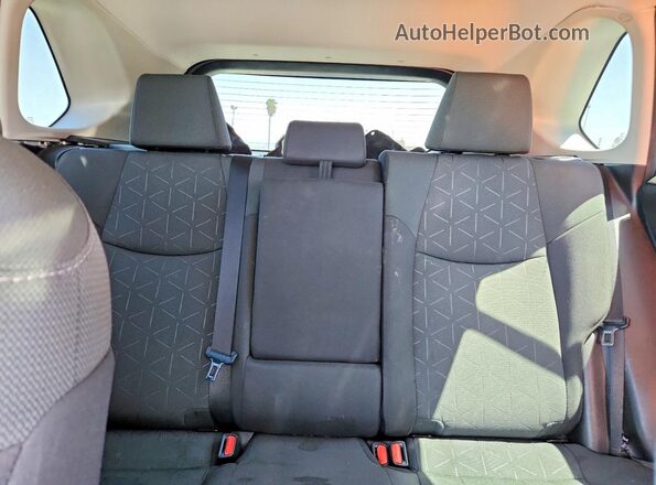 4T3RWRFV2RU145711 2024 TOYOTA RAV4 Черный Вид задних сидений
