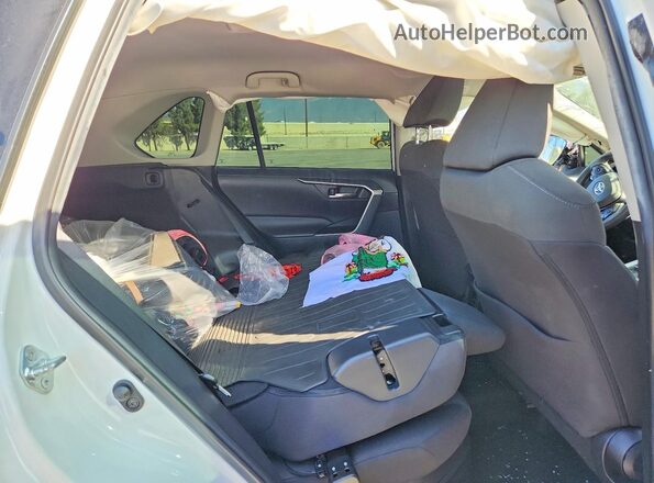 4T3RWRFVXMU039645 2021 TOYOTA RAV4 White Вид задніх сидінь