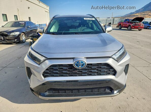 4T3T6RFV9NU082168 2022 TOYOTA RAV4 Silver Вид спереду