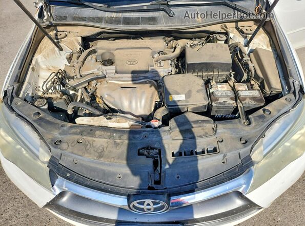 4T4BF1FK3GR553025 2016 TOYOTA CAMRY White Вид задньої частини салону