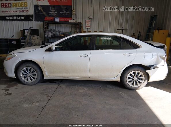 4T4BF1FK9GR534866 2016 TOYOTA CAMRY White Vista interior trasera