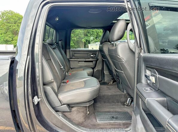 1C6RR7YTXHS809940 2017 RAM 1500 Unknown - Not Ok For Inv. Vista del cuadro de instrumentos
