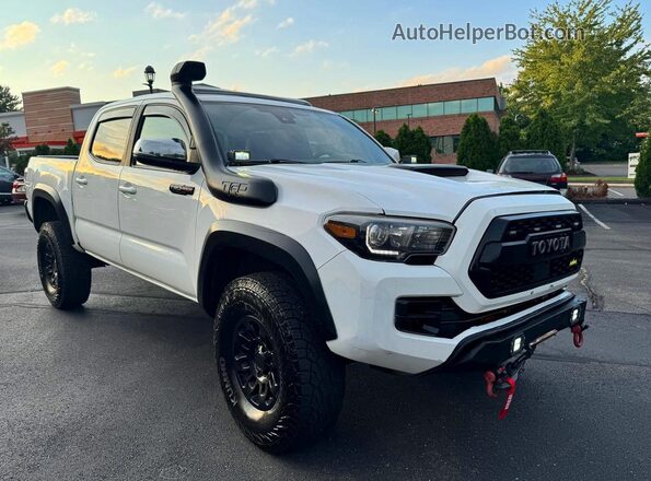 5TFCZ5AN5KX175588 2019 TOYOTA TACOMA Белый Вид спереди