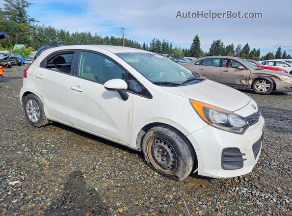 KNADM5A39G6648503 2016 KIA RIO White Widok z przodu