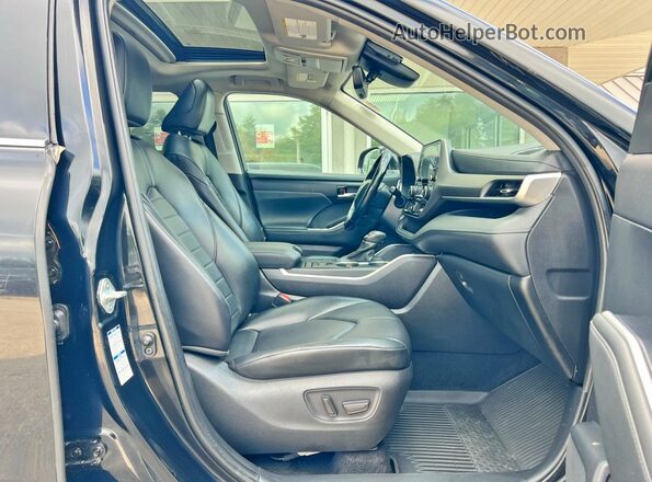 5TDGBRCH4MS034038 2021 TOYOTA HIGHLANDER Black Widok z przodu