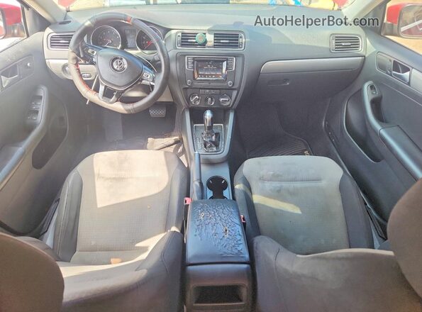 3VW2B7AJ1HM247410 2017 VOLKSWAGEN JETTA Maroon Vista del cuadro de instrumentos