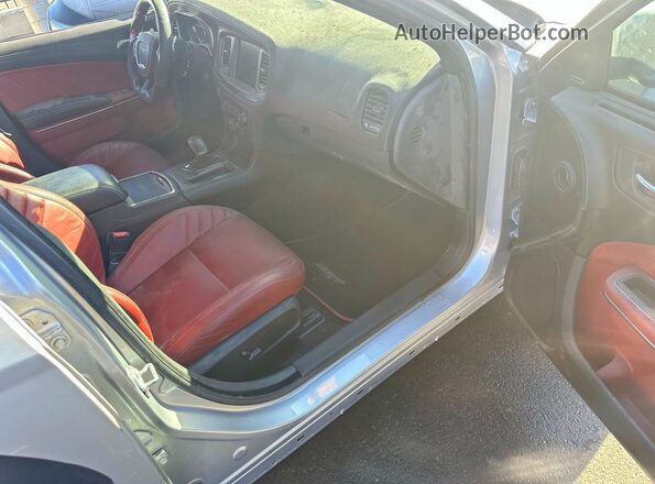 2C3CDXL93NH113954 2022 DODGE CHARGER Silver Вид ззаду