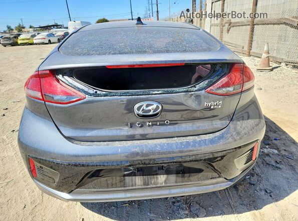 KMHC65LC8HU050336 2017 HYUNDAI IONIQ Gray Widok wnętrza z przodu