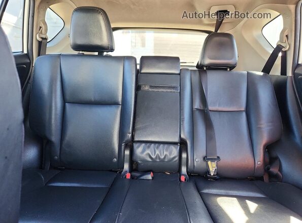 JTMDJREV8JD155350 2018 TOYOTA RAV4 White Вид задньої частини салону