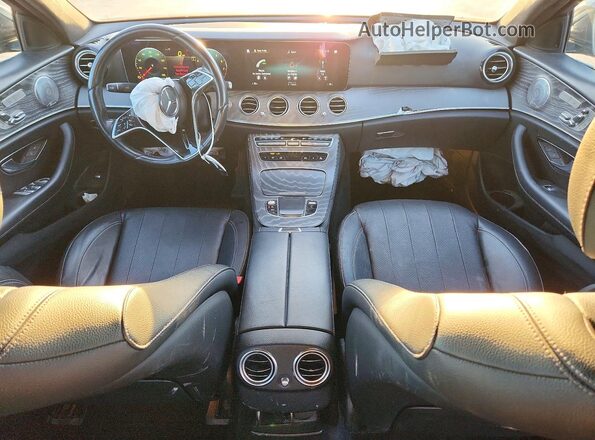 W1KZF8DB7MA887182 2021 MERCEDES-BENZ E Black ხელსაწყოთა პანელის ხედი