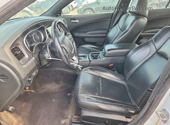 2C3CDXJG4GH319546 2016 DODGE CHARGER White Widok deski rozdzielczej