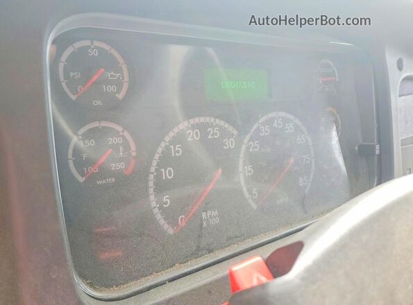1FVHCYCY1HHJB2247 2017 FREIGHTLINER ALL OTHER White Սարքավորումների վահանակի տեսք
