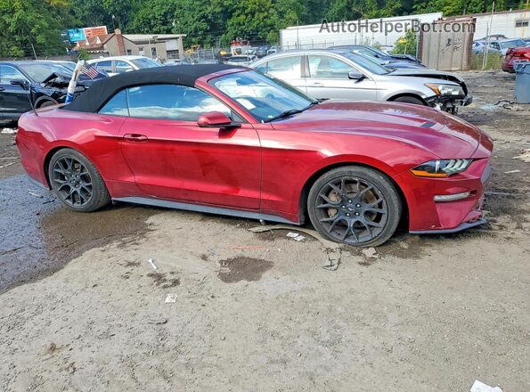 1FATP8UHXJ5113536 2018 FORD MUSTANG Red Вид спереду